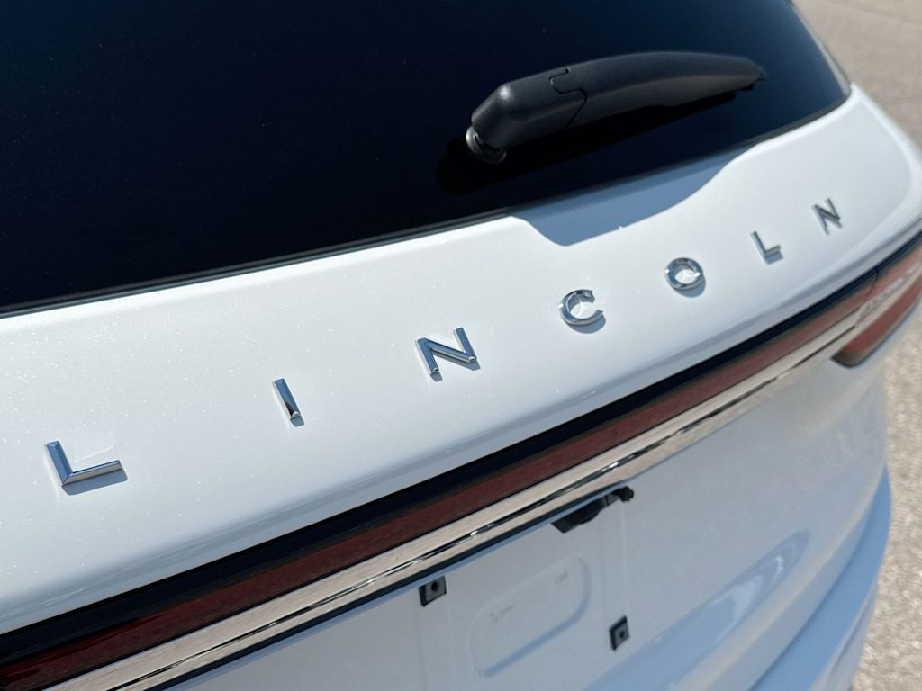 Thumbnail: 2024 Lincoln Corsair - 7