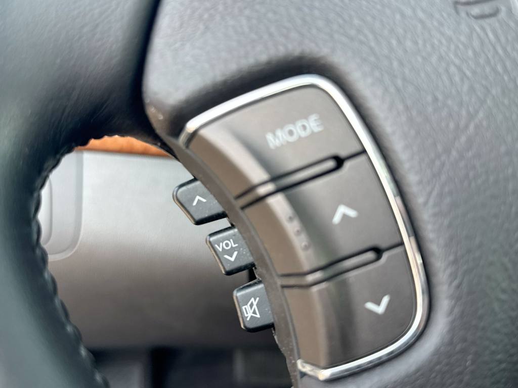 Thumbnail: 2009 Hyundai Sonata - 16