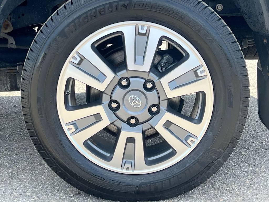 Thumbnail: 2019 Toyota Tundra - 8