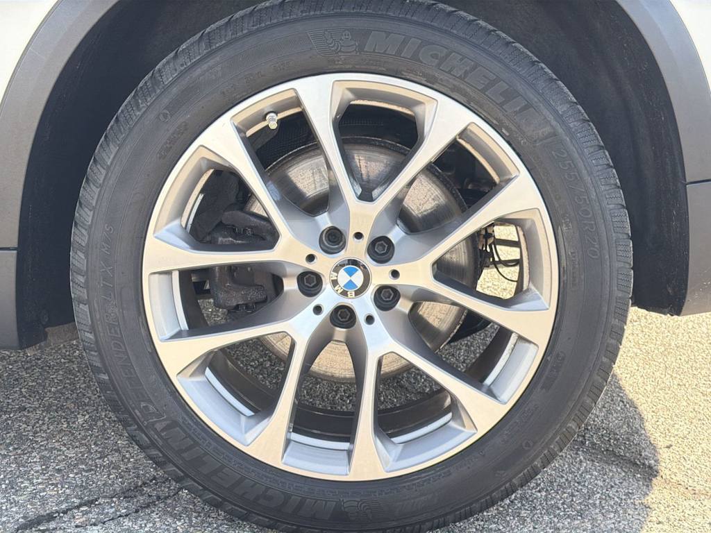 Thumbnail: 2022 BMW X5 - 8