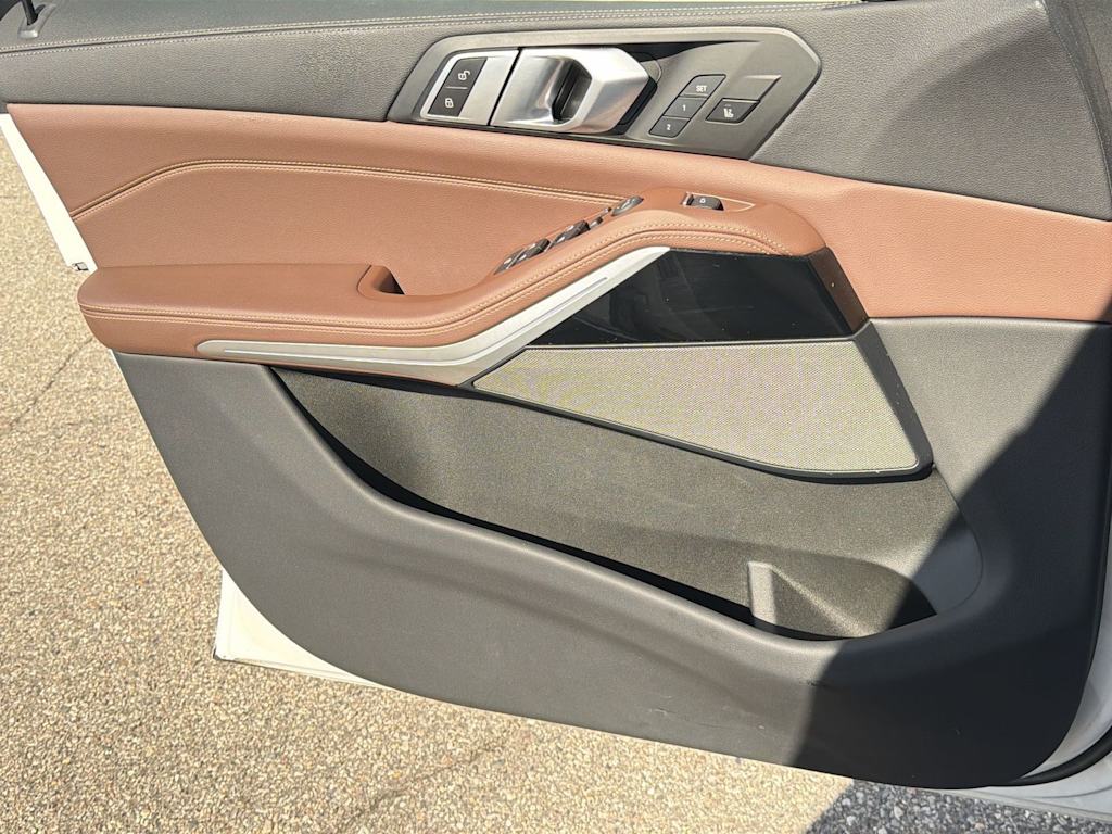 Thumbnail: 2022 BMW X5 - 35