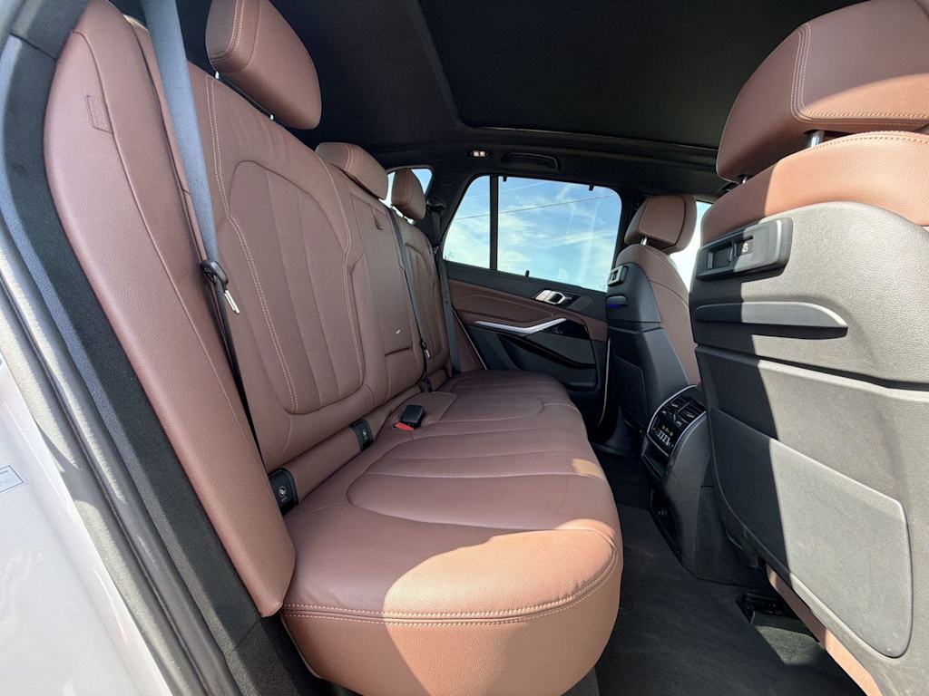 Thumbnail: 2022 BMW X5 - 27