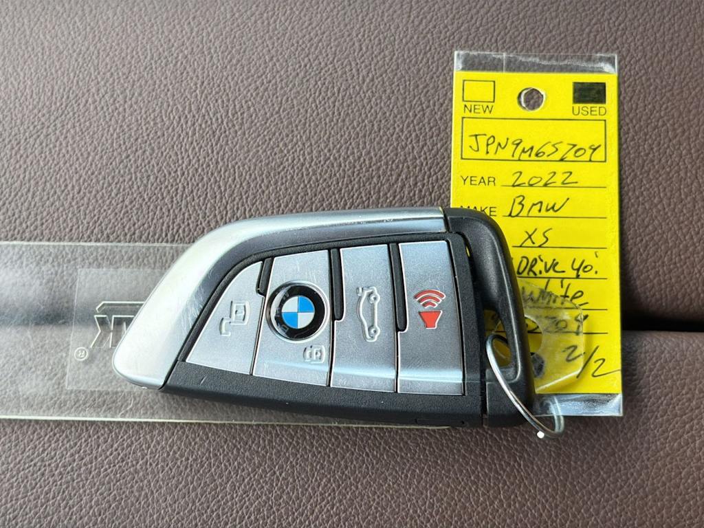 Thumbnail: 2022 BMW X5 - 17