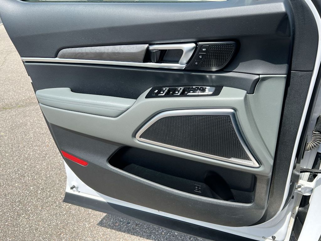Thumbnail: 2024 Kia Telluride - 33