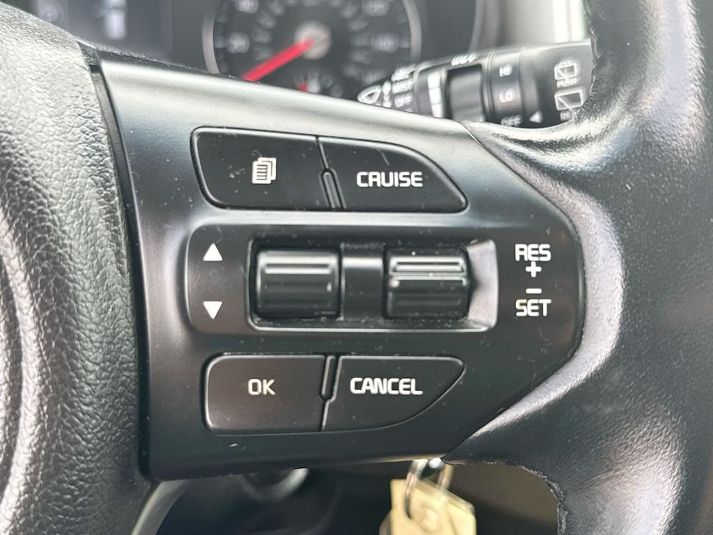 Thumbnail: 2017 Kia Sorento - 30