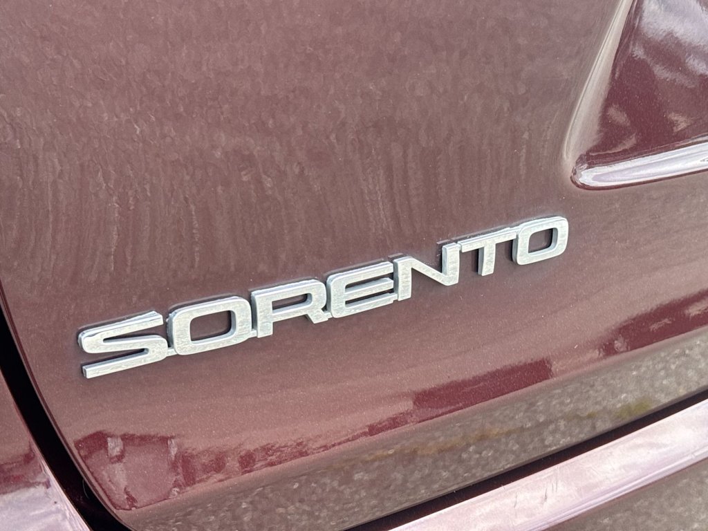 Thumbnail: 2017 Kia Sorento - 24