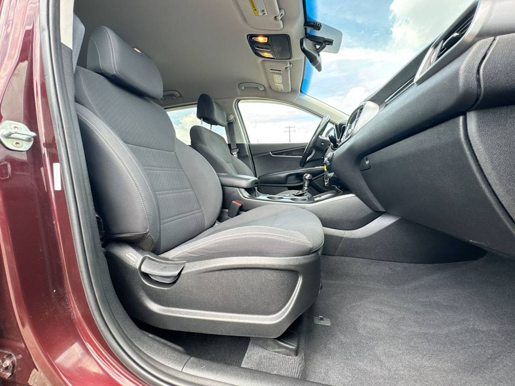 Thumbnail: 2017 Kia Sorento - 28