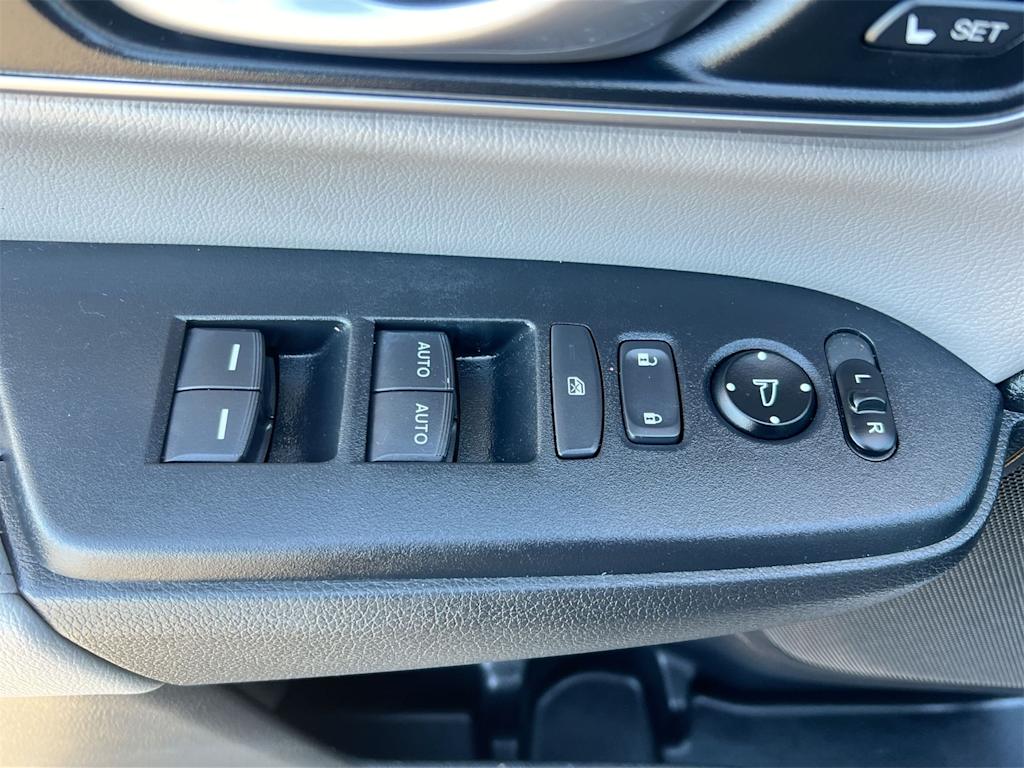 Thumbnail: 2019 Honda CR-V - 26