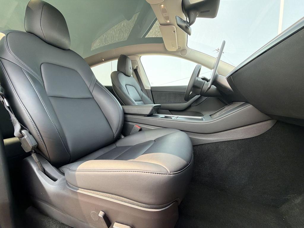 Thumbnail: 2022 Tesla Model Y - 9