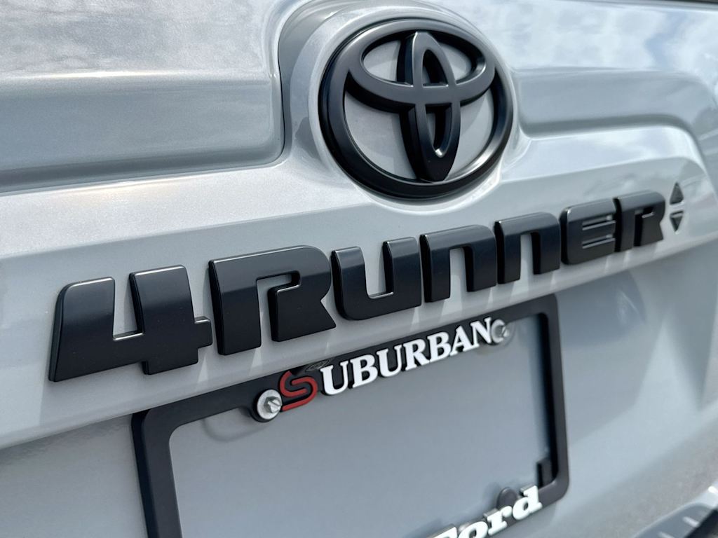 Thumbnail: 2021 Toyota 4Runner - 7