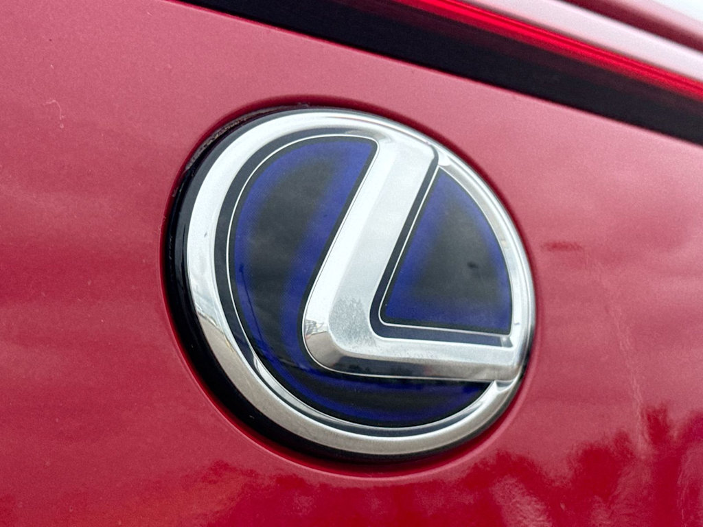 Thumbnail: 2020 Lexus UX - 7
