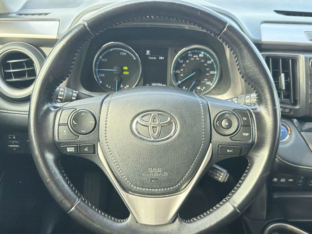 Thumbnail: 2017 Toyota RAV4 - 8