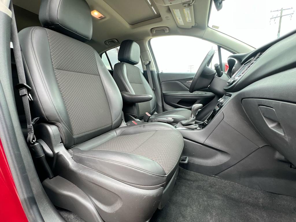 Thumbnail: 2021 Buick Encore - 28