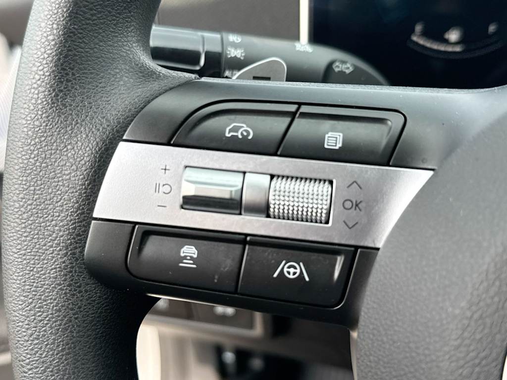 Thumbnail: 2024 Hyundai Sonata - 28