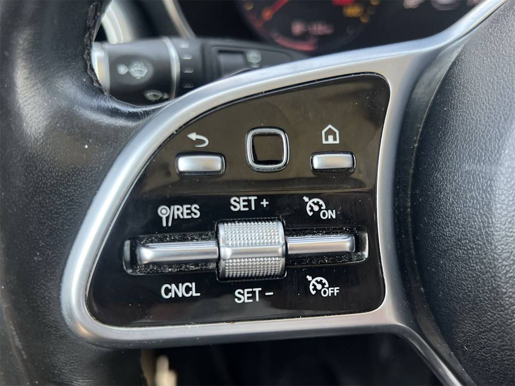 Thumbnail: 2021 Mercedes-Benz GLC - 29