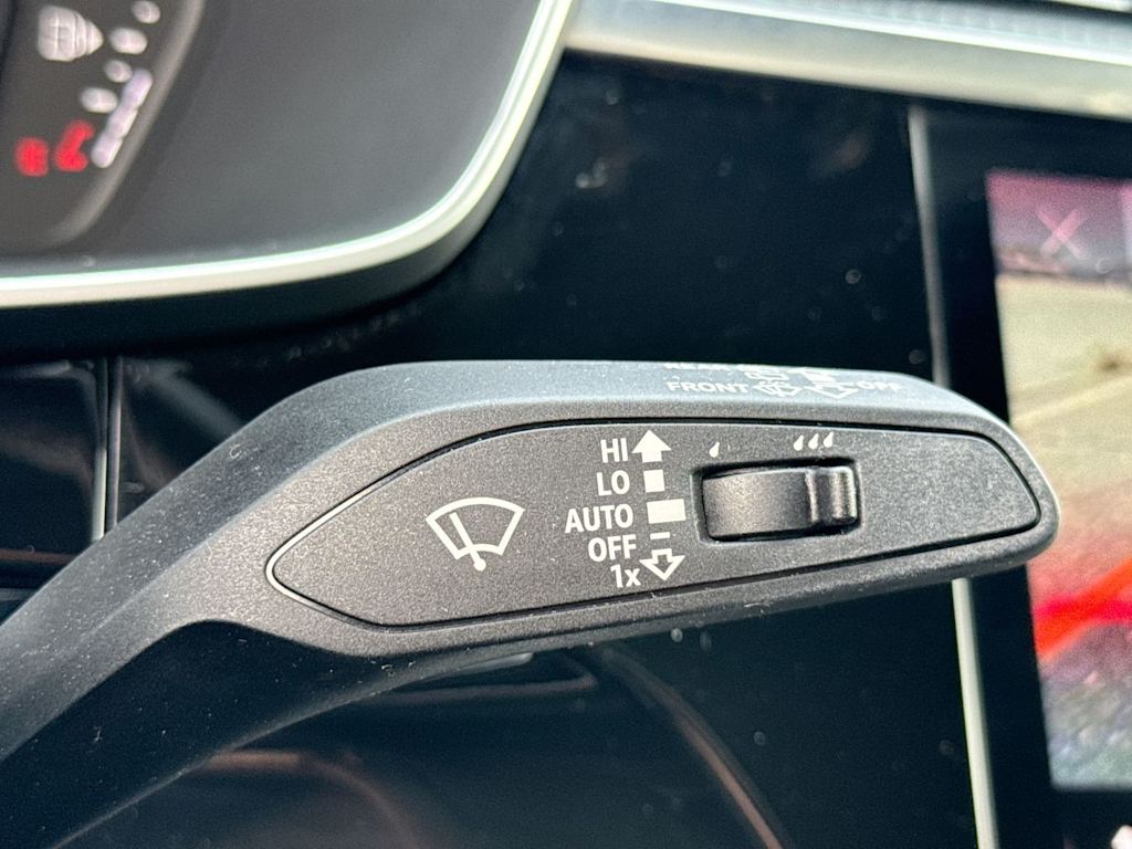 Thumbnail: 2023 Audi Q3 - 32
