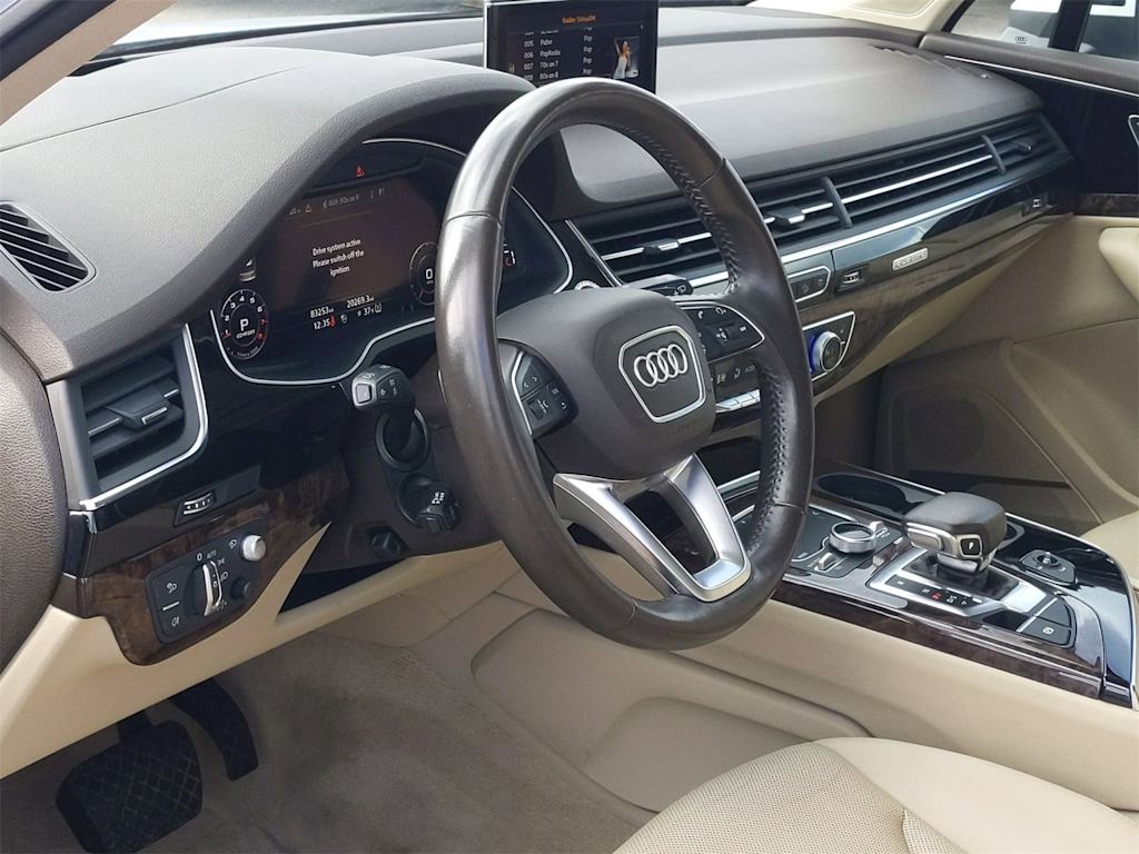 2019 Audi Q7 Prestige 2