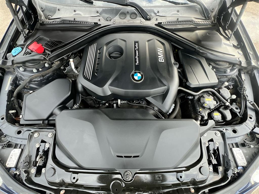 Thumbnail: 2017 BMW 3 Series - 8