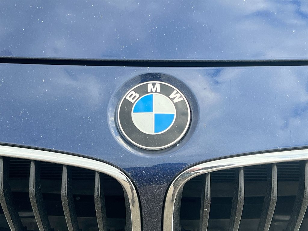 Thumbnail: 2017 BMW 3 Series - 6