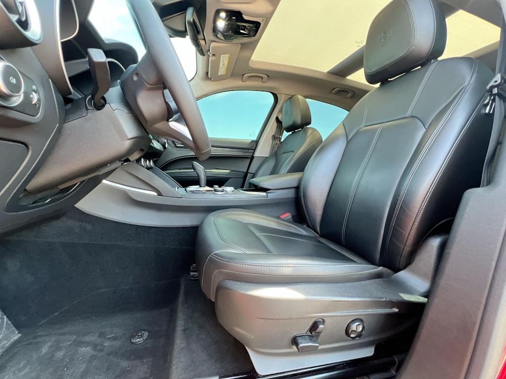 Thumbnail: 2020 Alfa Romeo Stelvio - 11
