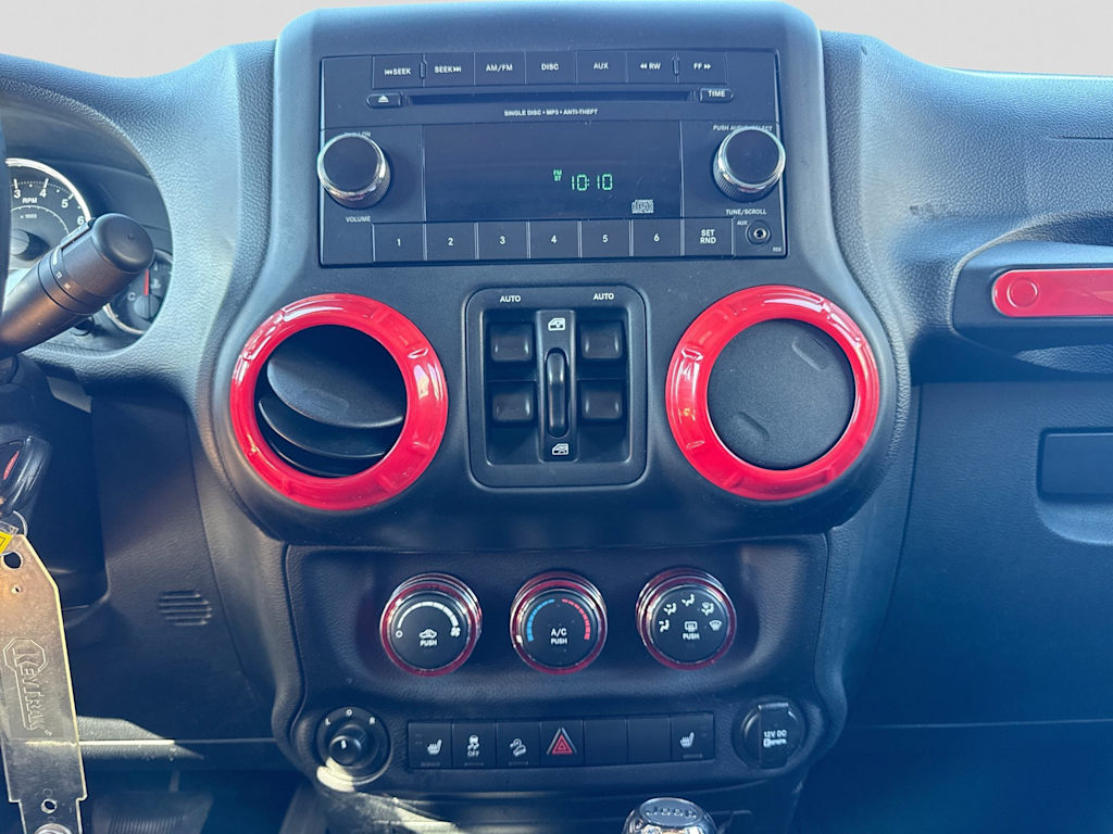 Thumbnail: 2017 Jeep Wrangler - 30