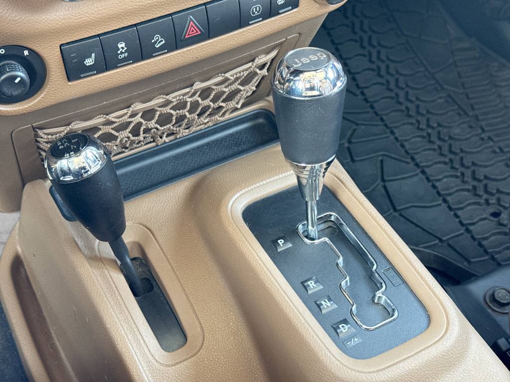 Thumbnail: 2013 Jeep Wrangler - 13