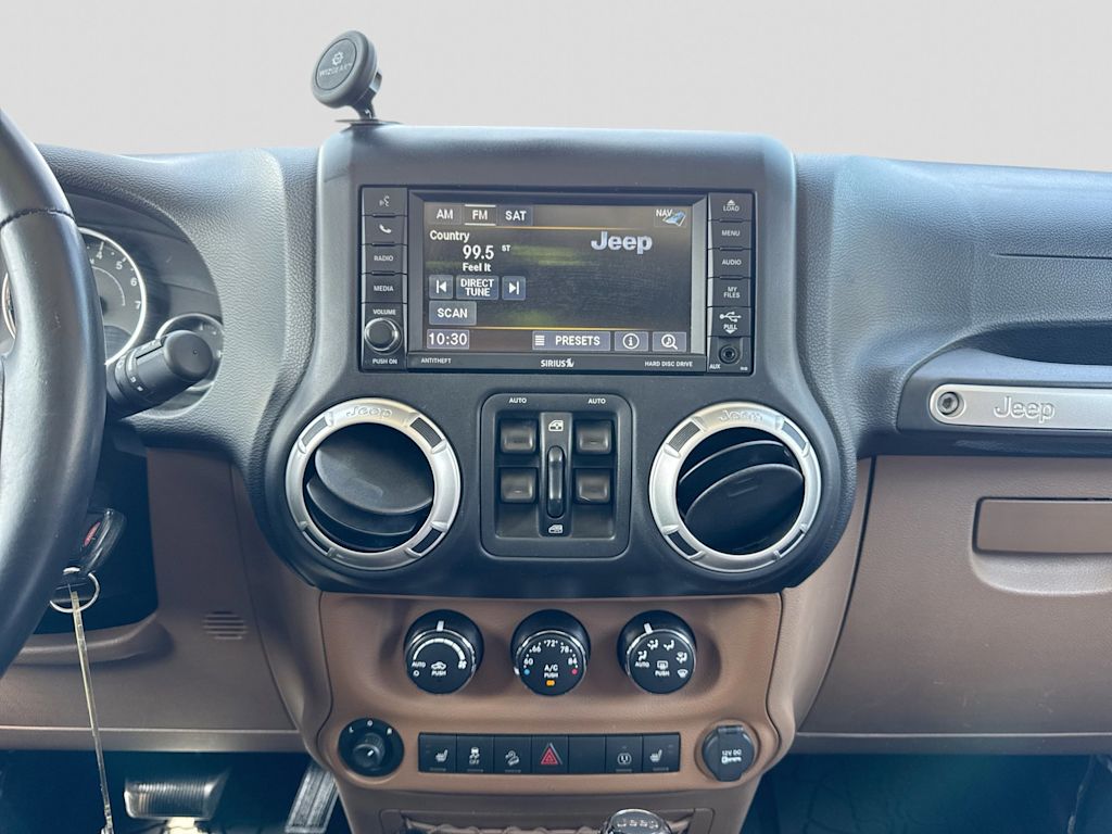 Thumbnail: 2013 Jeep Wrangler - 12