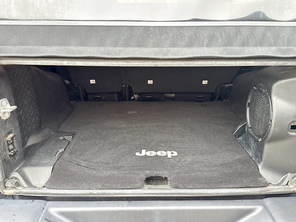 Thumbnail: 2014 Jeep Wrangler - 17