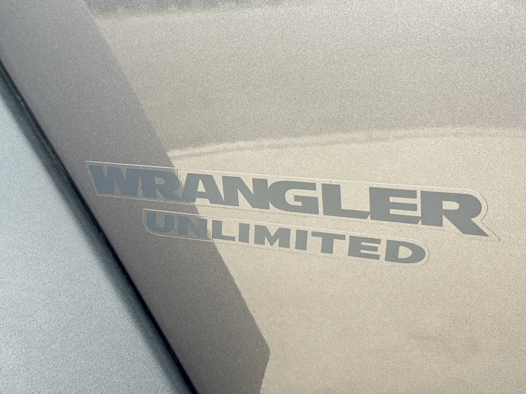 Thumbnail: 2014 Jeep Wrangler - 24