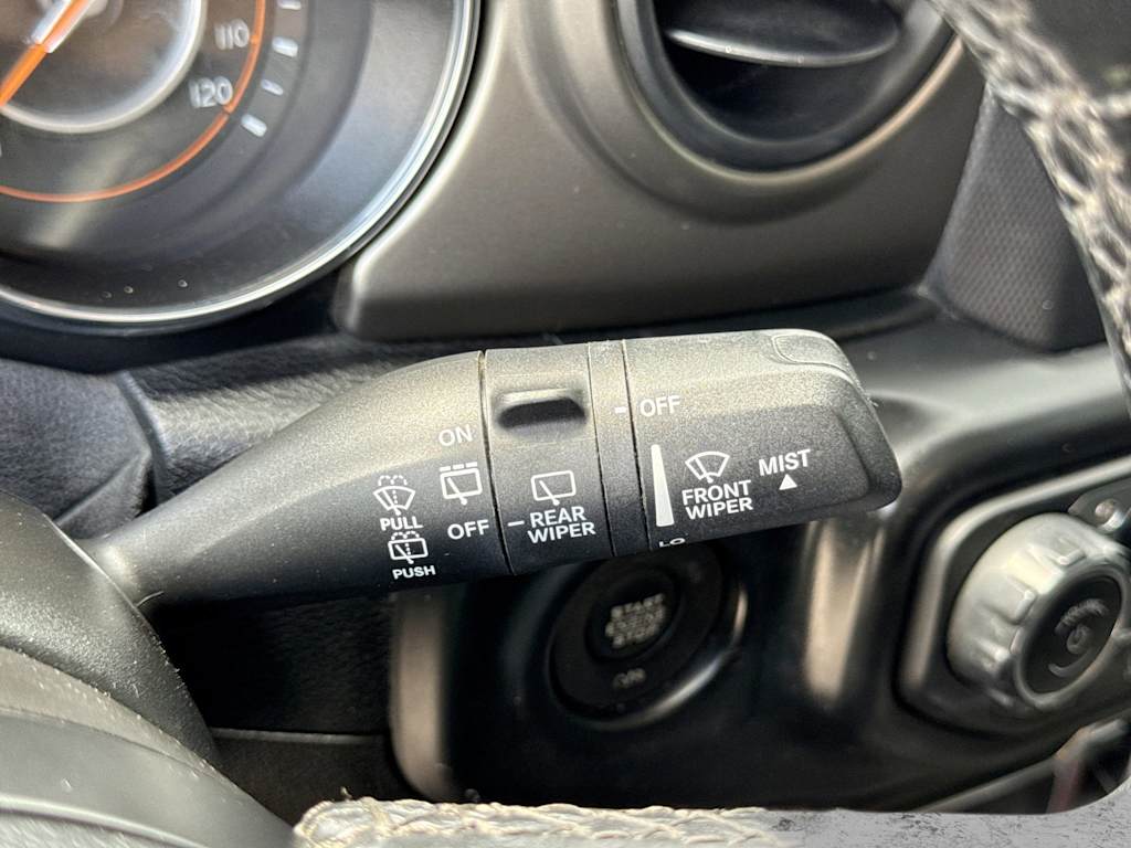 Thumbnail: 2021 Jeep Wrangler - 15