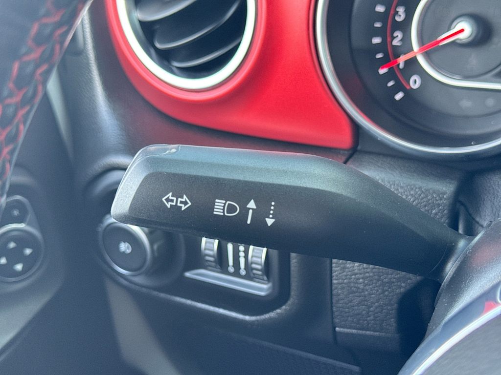 Thumbnail: 2021 Jeep Wrangler - 27