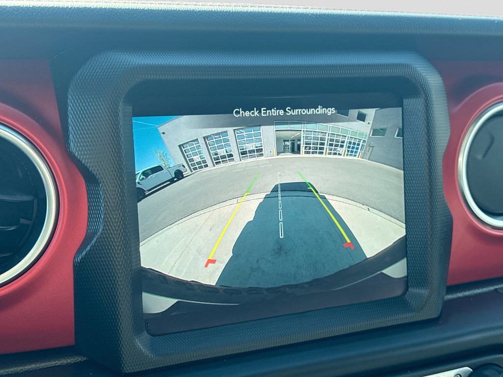 Thumbnail: 2021 Jeep Wrangler - 30