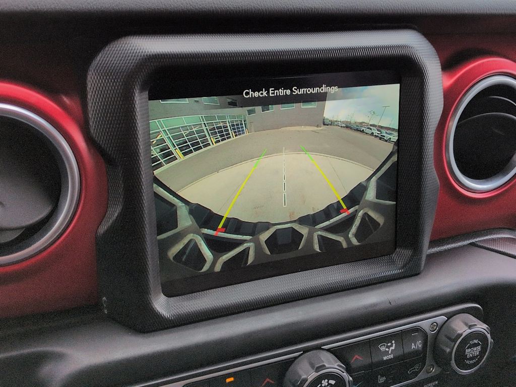 Thumbnail: 2020 Jeep Wrangler - 31