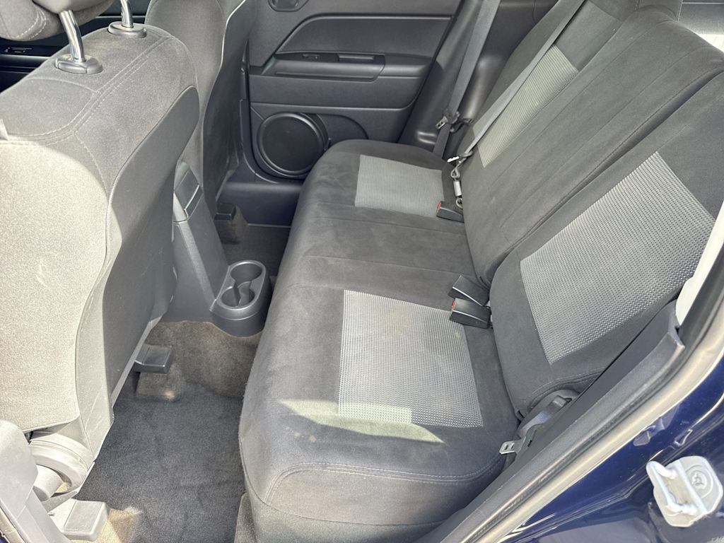 Thumbnail: 2015 Jeep Patriot - 26