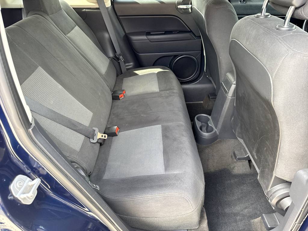 Thumbnail: 2015 Jeep Patriot - 27