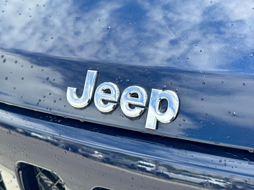 Thumbnail: 2015 Jeep Patriot - 7