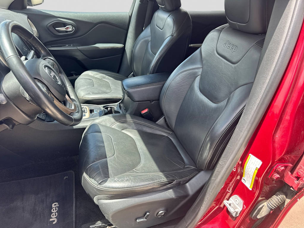 Thumbnail: 2016 Jeep Cherokee - 9