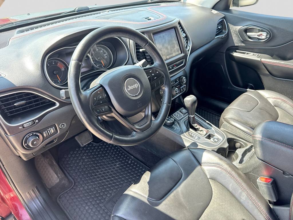 Thumbnail: 2019 Jeep Cherokee - 2