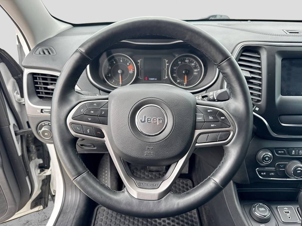 Thumbnail: 2019 Jeep Cherokee - 12