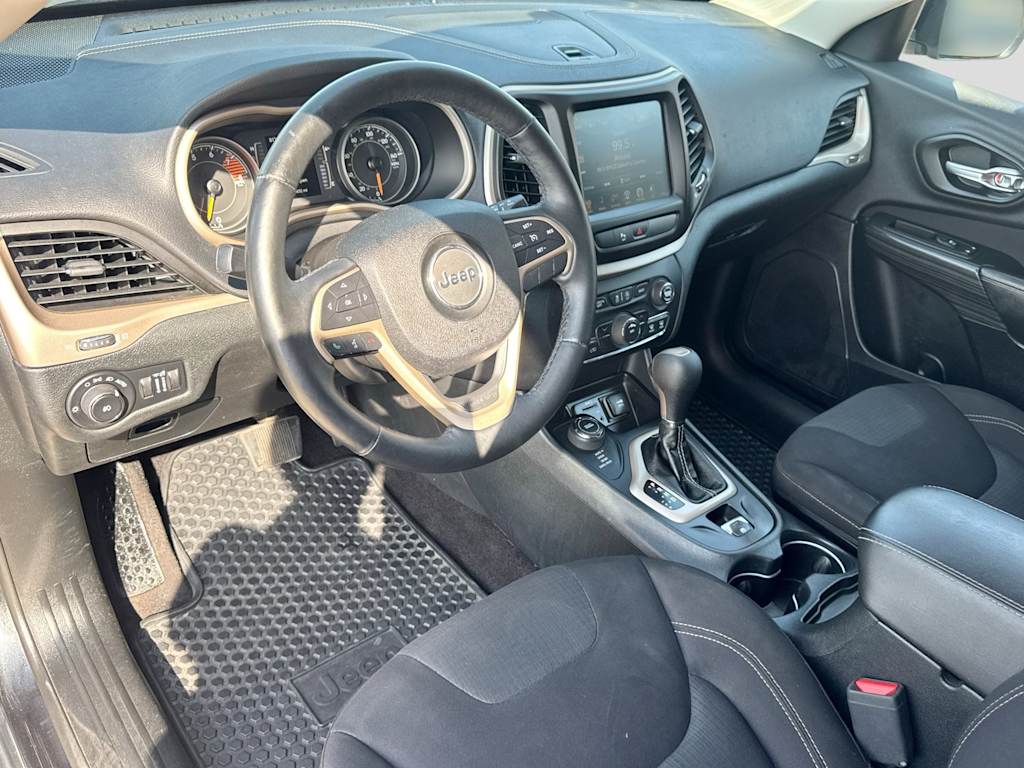 Thumbnail: 2016 Jeep Cherokee - 2
