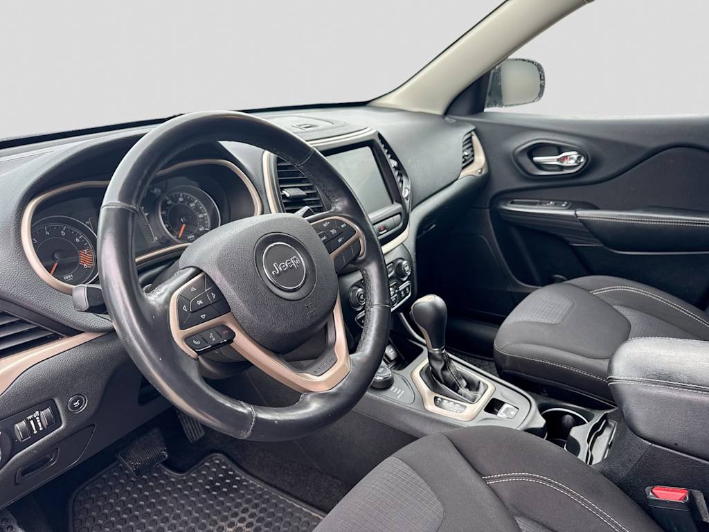 Thumbnail: 2015 Jeep Cherokee - 2