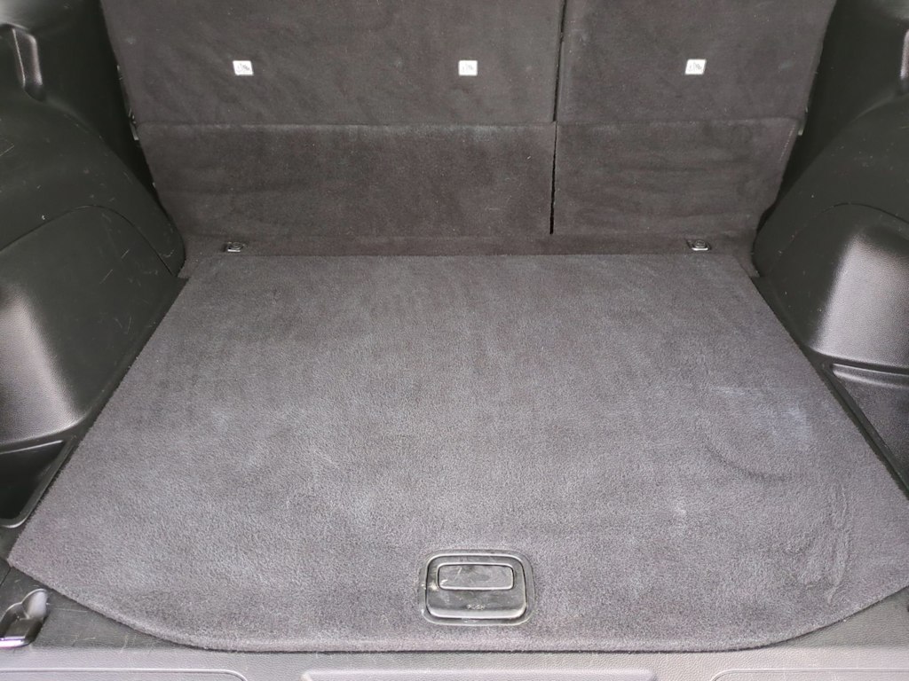 Thumbnail: 2021 Jeep Grand Cherokee - 18