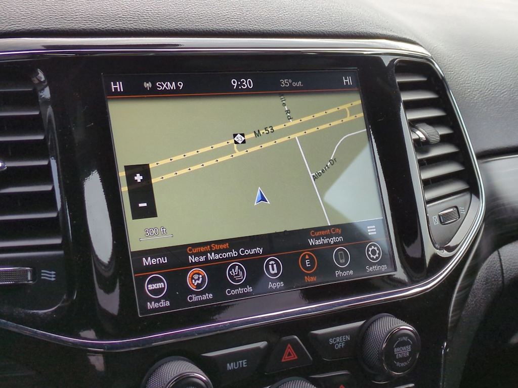 Thumbnail: 2021 Jeep Grand Cherokee - 33