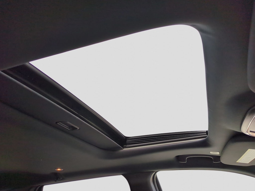 Thumbnail: 2021 Jeep Grand Cherokee - 28