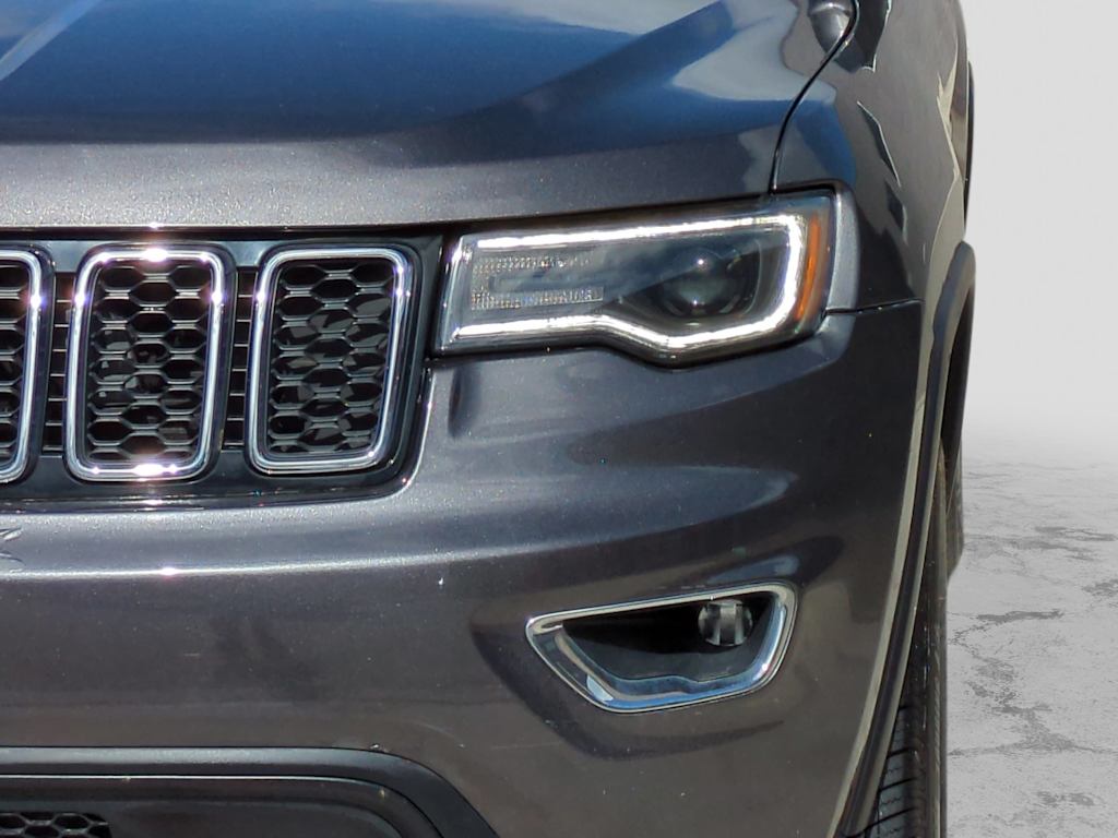 Thumbnail: 2021 Jeep Grand Cherokee - 23