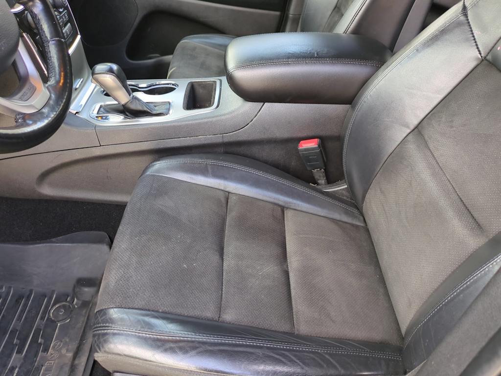 Thumbnail: 2021 Jeep Grand Cherokee - 10