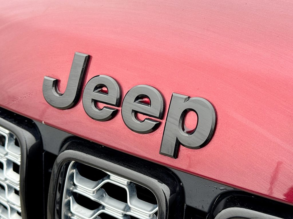 Thumbnail: 2022 Jeep Grand Cherokee - 4