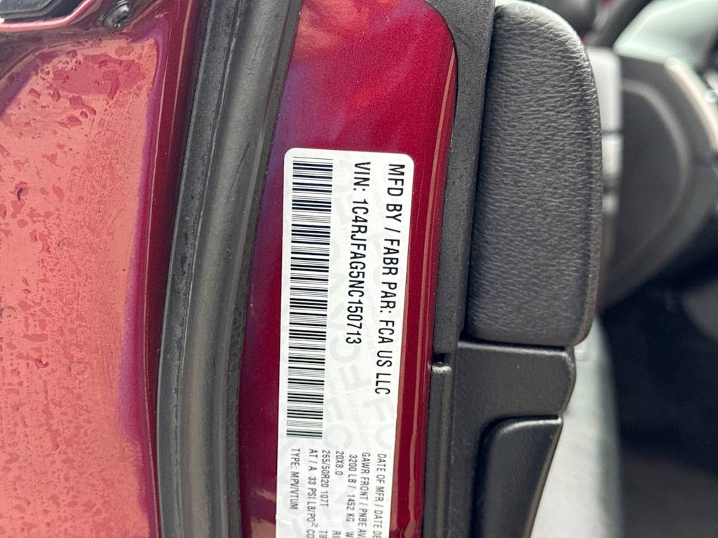 Thumbnail: 2022 Jeep Grand Cherokee - 16