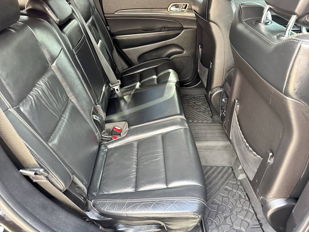 Thumbnail: 2015 Jeep Grand Cherokee - 27