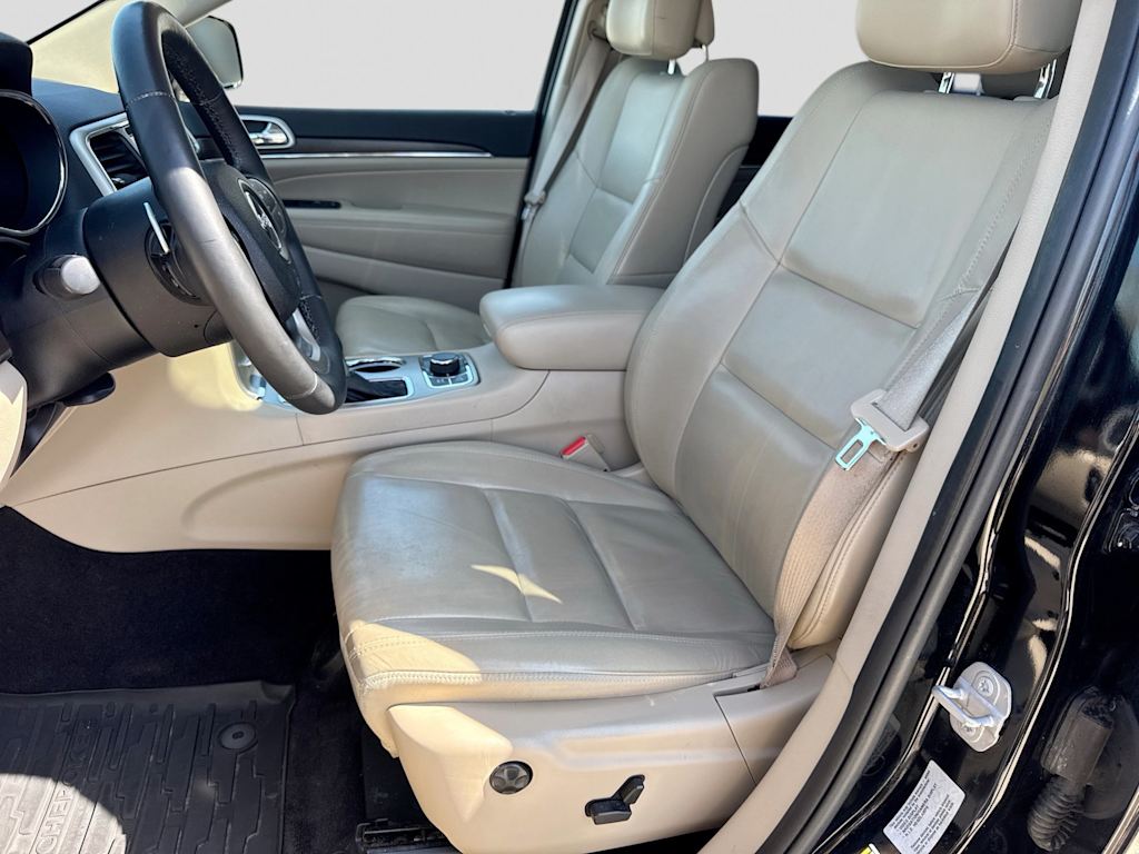 Thumbnail: 2017 Jeep Grand Cherokee - 9